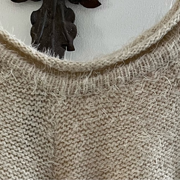 Anthropologie Ladies M beige eyelash sweater. Unique textures, loose threads. - Picture 4 of 8